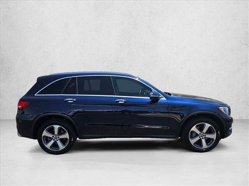 Used 2018 Mercedes-Benz GLC 300 image 4