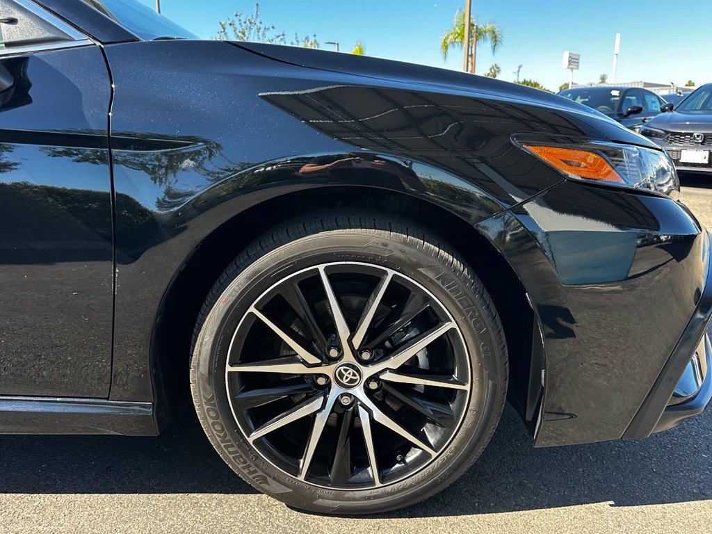 Used 2024 Toyota Camry SE FWD image 12