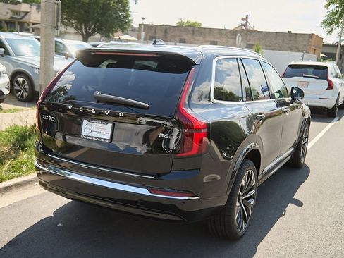 New 2025 Volvo XC90 B6 Plus w/ Protection Package image 9