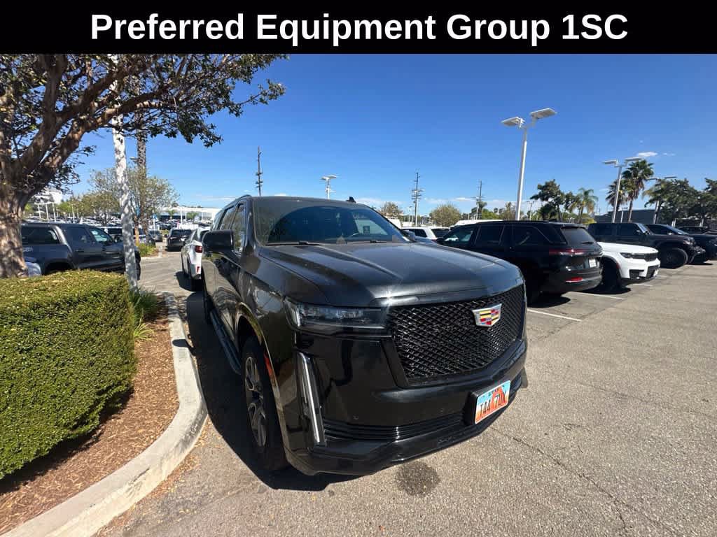 Used 2024 Cadillac Escalade ESV Sport AWD/4WD image 2