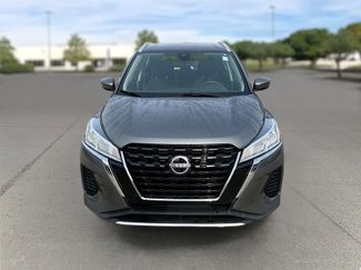 Used 2023 Nissan Kicks SV video 2