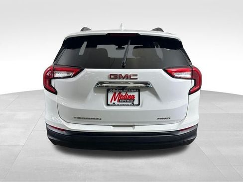Used 2024 GMC Terrain SLE w/ Driver Convenience Package AWD/4WD image 6