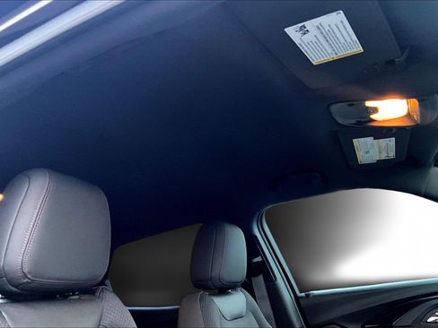 Used 2023 Chevrolet TrailBlazer RS image 19