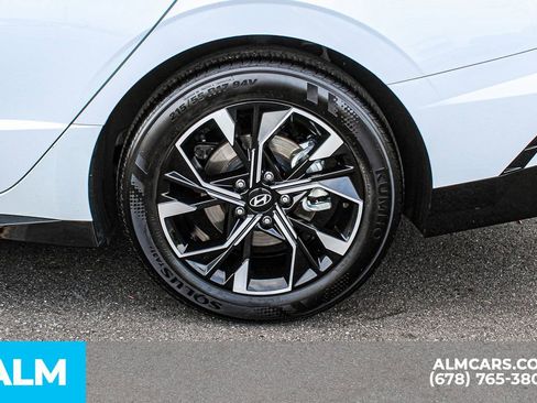 Used 2025 Hyundai Sonata SEL image 16