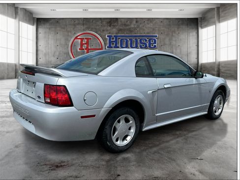 Used 2000 Ford Mustang Coupe RWD image 5
