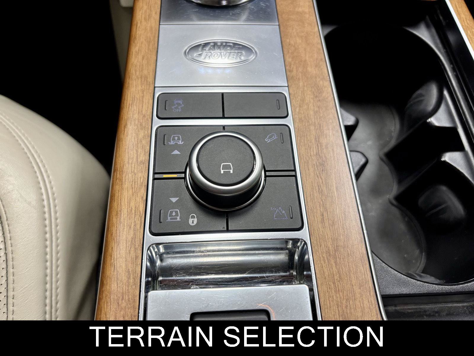 Used 2018 Land Rover Range Rover HSE AWD/4WD image 33