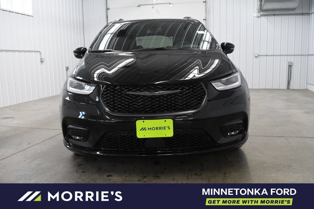 Used 2026 Chrysler Pacifica Select w/ S Appearance Package FWD image 13