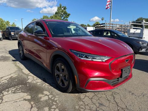 Used 2023 Ford Mustang Mach-E Select w/ Comfort Package Lite image 7