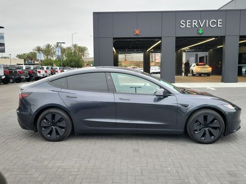 Used 2025 Tesla Model 3 Long Range RWD image 6