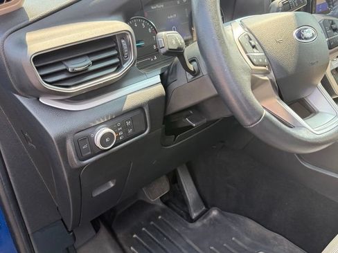 Used 2020 Ford Explorer XLT w/ Equipment Group 202A AWD/4WD image 26