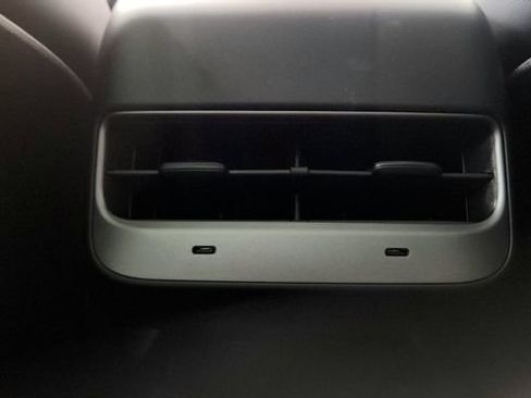 Used 2025 Tesla Model Y Long Range RWD image 52