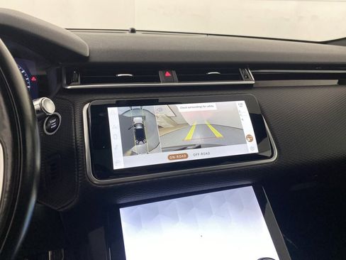 Used 2021 Land Rover Range Rover Velar R-Dynamic S image 20