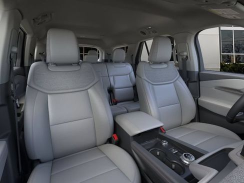 New 2026 Ford Explorer Active w/ Active Comfort Package AWD/4WD image 10