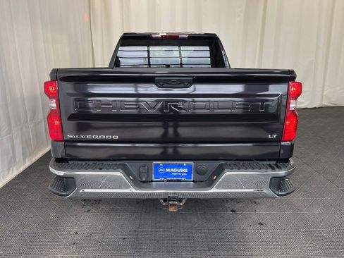 Used 2022 Chevrolet Silverado 1500 LT AWD/4WD image 22
