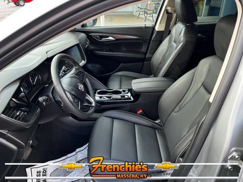Used 2023 Buick Envision Essence AWD/4WD image 13