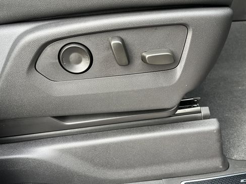 Used 2025 Chevrolet Silverado 1500 ZR2 w/ Technology Package image 20