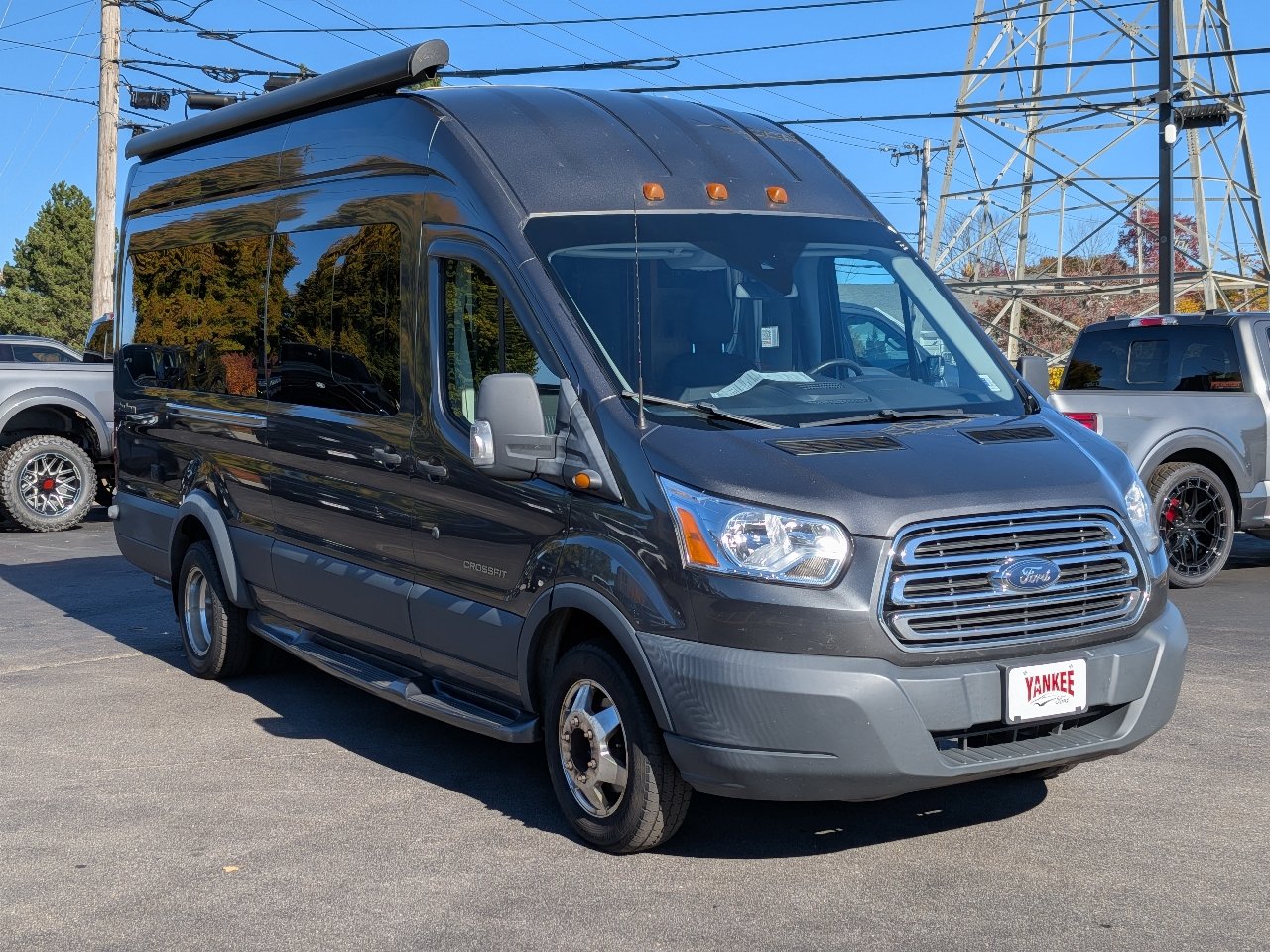 Used 2018 Ford Transit 350 XLT RWD image 1