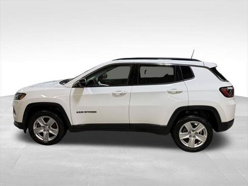 Certified 2022 Jeep Compass Latitude AWD/4WD image 4