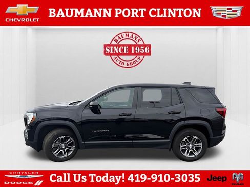 Used 2025 GMC Terrain Elevation AWD/4WD image 4
