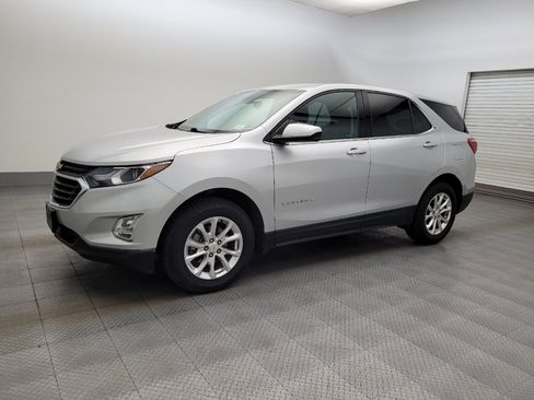 Used 2020 Chevrolet Equinox LT AWD/4WD image 2