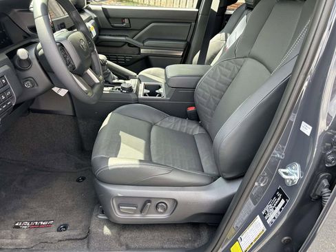 New 2026 Toyota 4Runner TRD Off-Road Premium AWD/4WD image 16