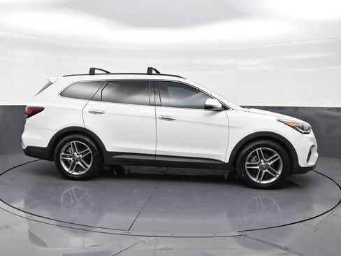 Used 2018 Hyundai Santa Fe FWD image 7