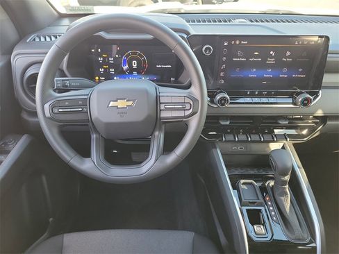 New 2026 Chevrolet Colorado W/T image 4