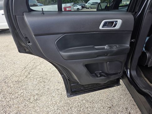 Used 2015 Ford Explorer Sport w/ Equipment Group 401A AWD/4WD image 19