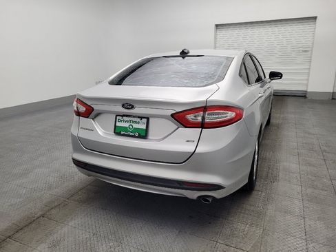Used 2016 Ford Fusion SE FWD image 7