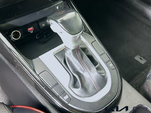 Used 2024 Kia Forte GT FWD image 17