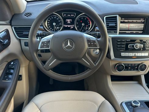 Used 2013 Mercedes-Benz ML 350 4MATIC image 18