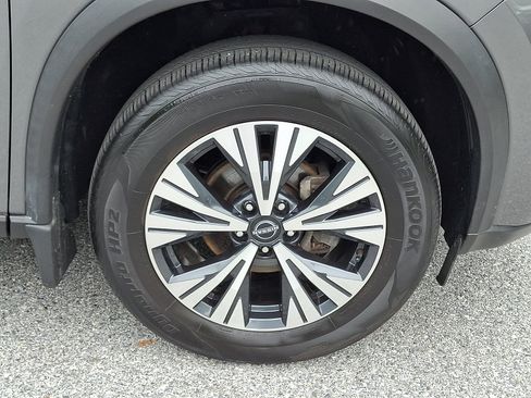 Used 2023 Nissan Rogue SV w/ SV Premium B Package AWD/4WD image 8