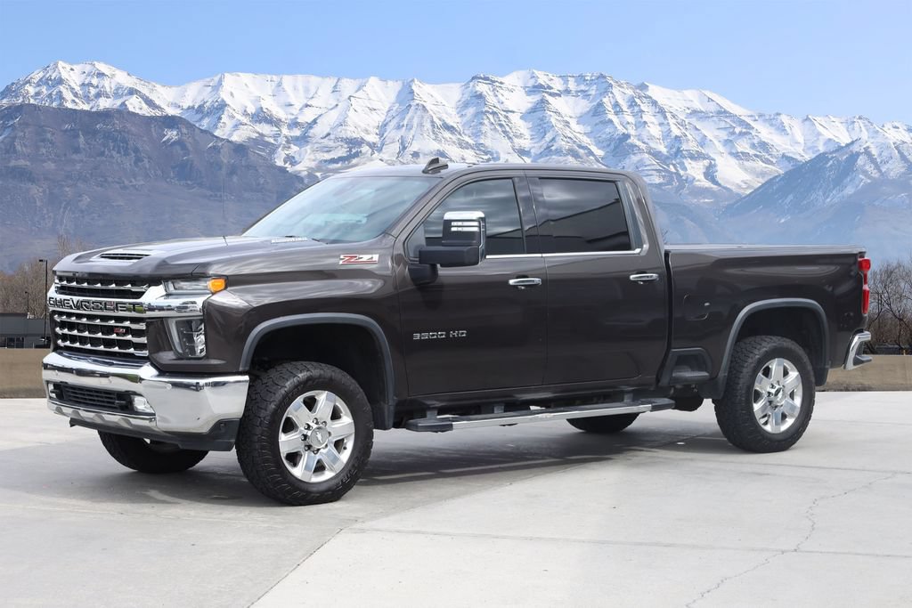 Used 2020 Chevrolet Silverado 3500 LTZ AWD/4WD image 2