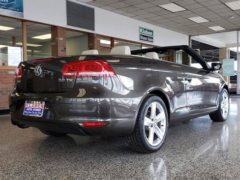 Used 2012 Volkswagen Eos Lux FWD image 5