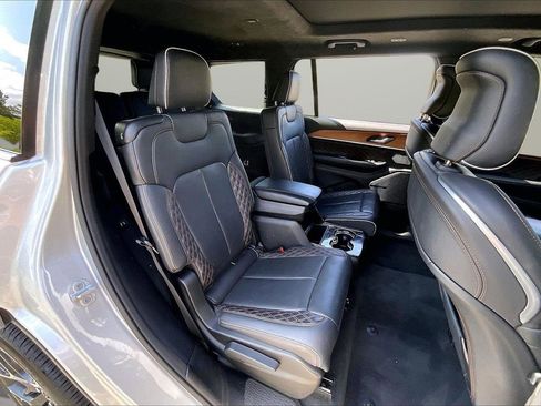 Certified 2023 Jeep Grand Cherokee L Summit AWD/4WD image 26