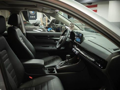 Used 2025 Honda CR-V EX-L image 14
