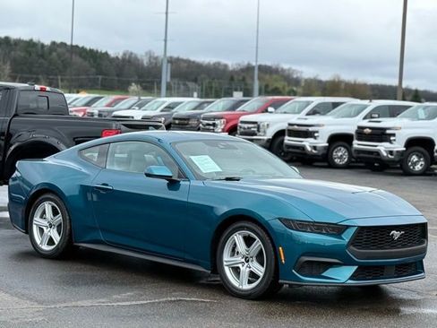Used 2026 Ford Mustang Coupe RWD image 36