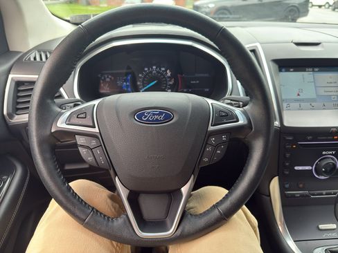 Used 2016 Ford Edge Titanium w/ Equipment Group 302A AWD/4WD image 12