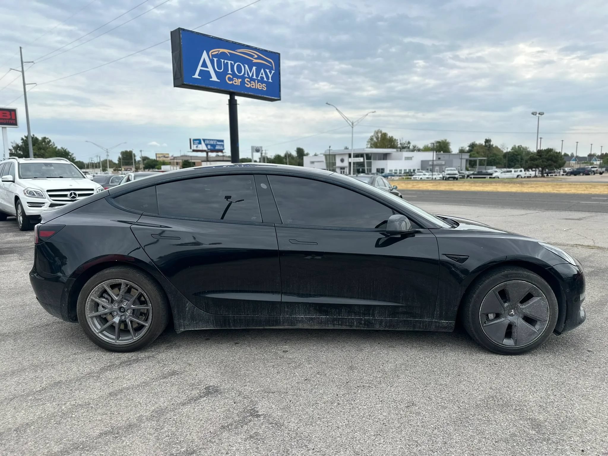 Used 2021 Tesla Model 3 Standard Range Plus RWD image 5