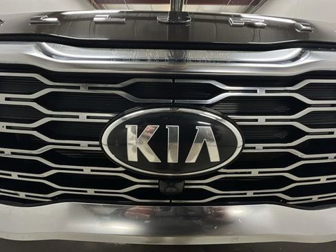 Used 2020 Kia Telluride SX w/ SX Prestige Package image 32