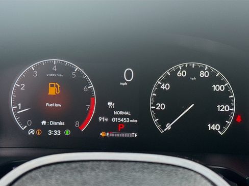 Certified 2025 Honda Pilot Touring image 11