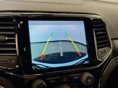 Used 2019 Jeep Grand Cherokee High Altitude image 23