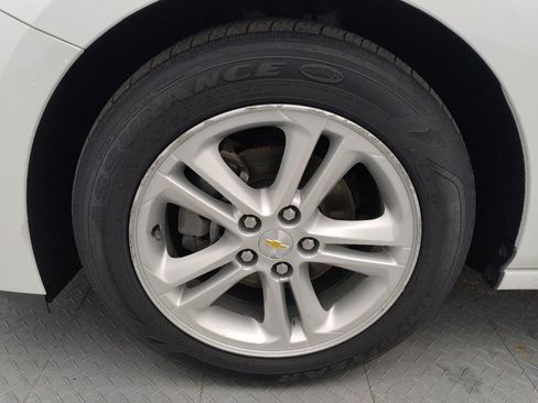 Used 2018 Chevrolet Cruze LT FWD image 31