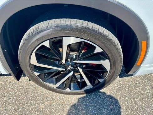 Used 2023 Mitsubishi Outlander SE AWD/4WD image 36
