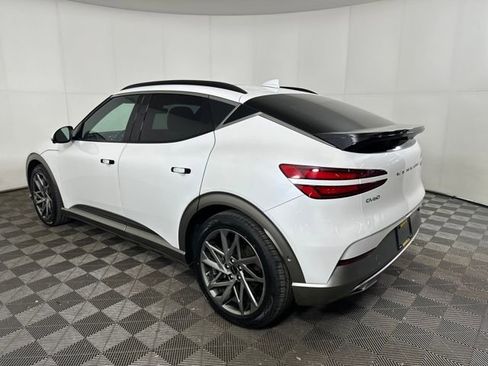 Used 2023 Genesis GV60 Advanced image 5