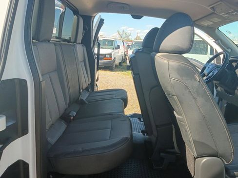 Used 2019 Nissan Titan S w/ S Utility Package image 19