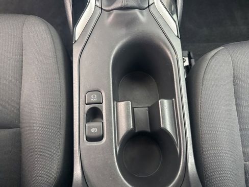 Used 2024 Toyota Corolla LE w/ LE Convenience Package FWD image 22