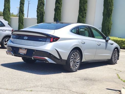 New 2026 Hyundai Sonata SEL FWD image 4