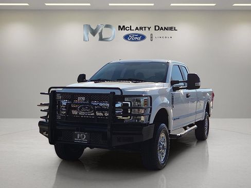 Used 2019 Ford F250 XL w/ XL Value Package AWD/4WD image 2