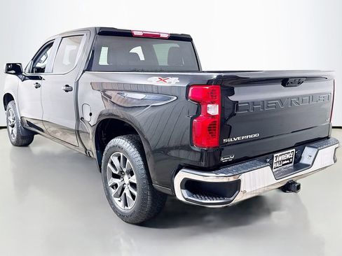 Used 2023 Chevrolet Silverado 1500 LT AWD/4WD image 6
